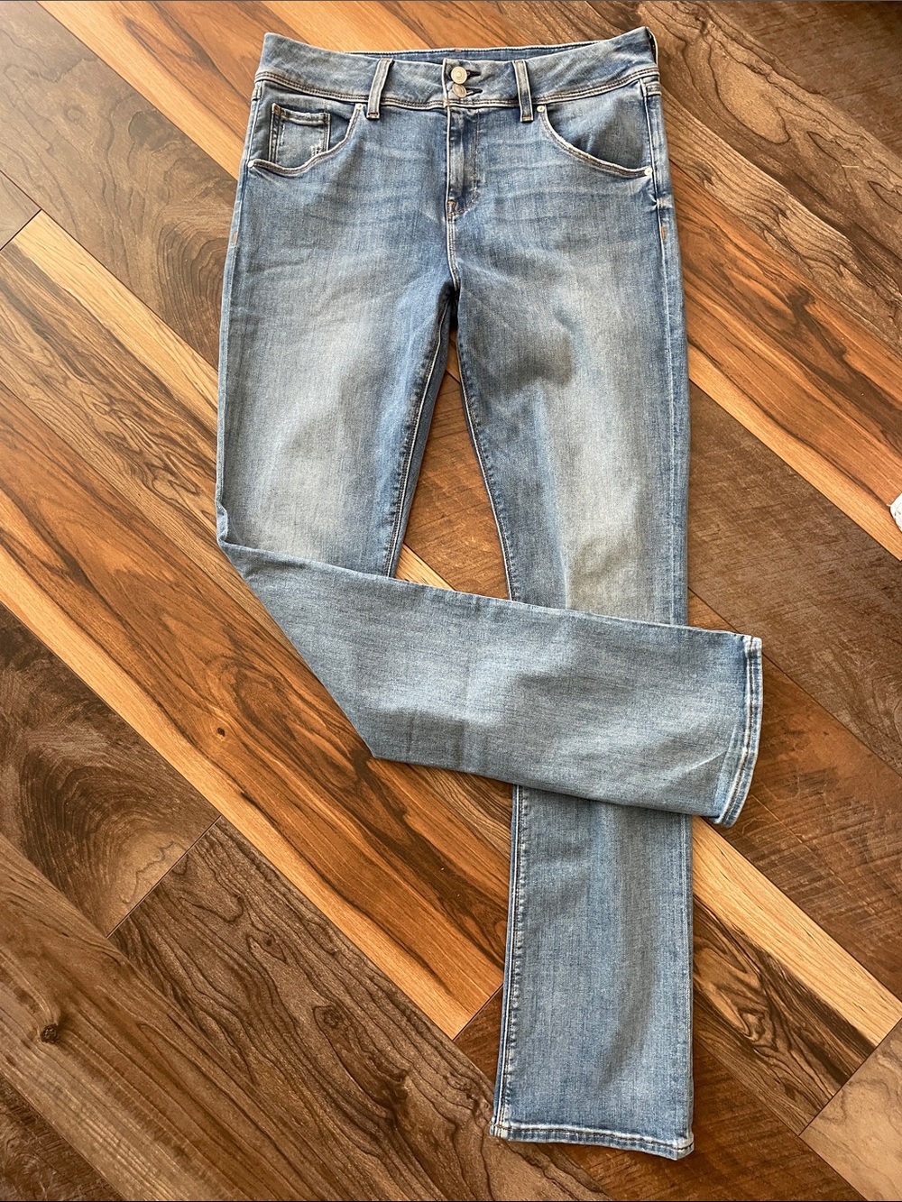 Hudson Jeans Light Wash Straight Leg Women's Jeans